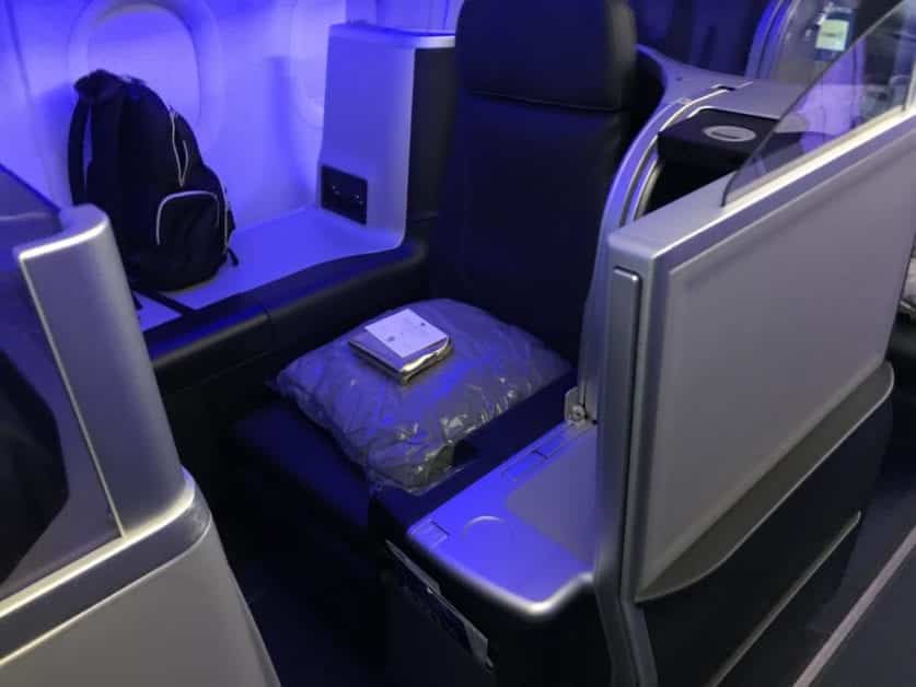 JETBLUE MINT Cheap FLIGHT DEAL Transcon 299 or 28,800 Trueblue Points