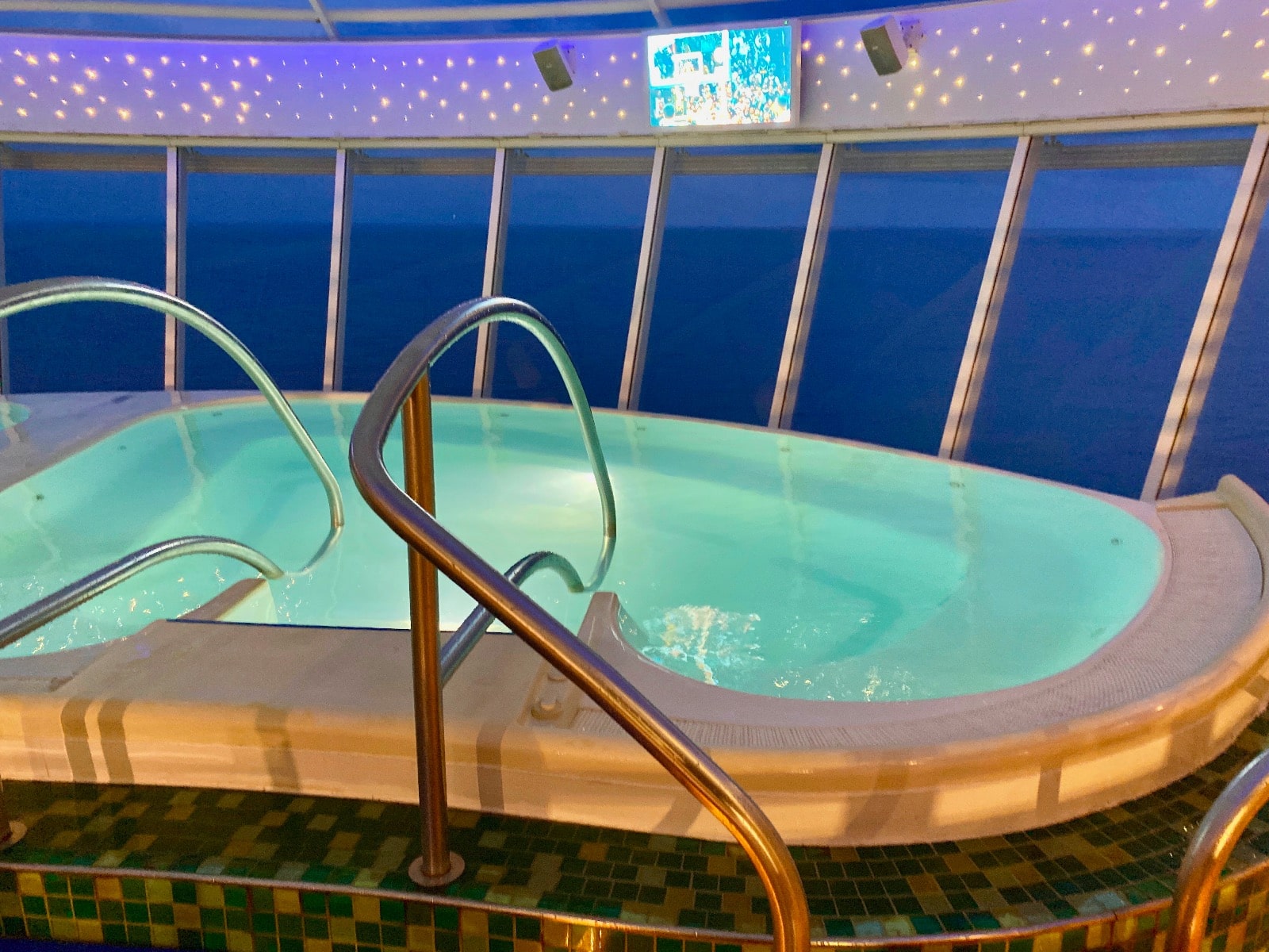a hot tub on a cruise ship